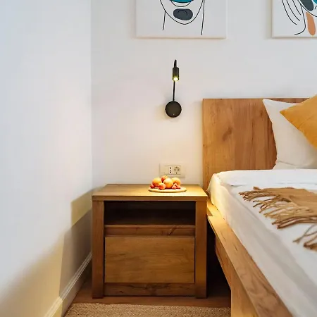 23 - New Building & Parking בוקרשט