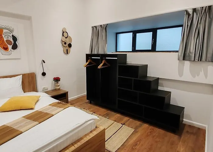 23 - New Building & Parking * Bukarest