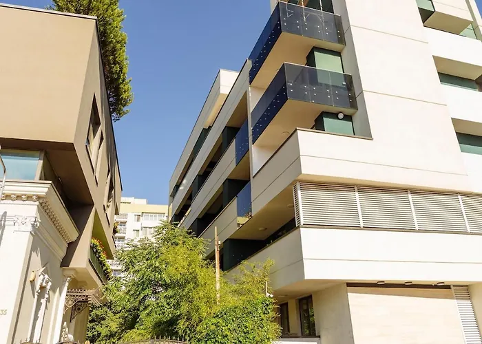 23 - New Building & Parking Apartment