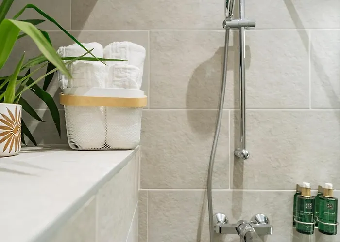 Apartment 23 - New Building & Parking