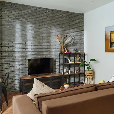 23 - New Building & Parking Bucarest