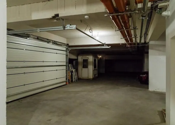 23 - New Building & Parking Daire